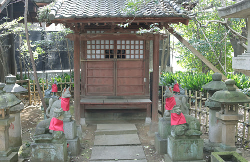 EOS R6 Mark ⅲ RF24-70 f2.8 L USMをレビュー｜稲荷堂(日陰)